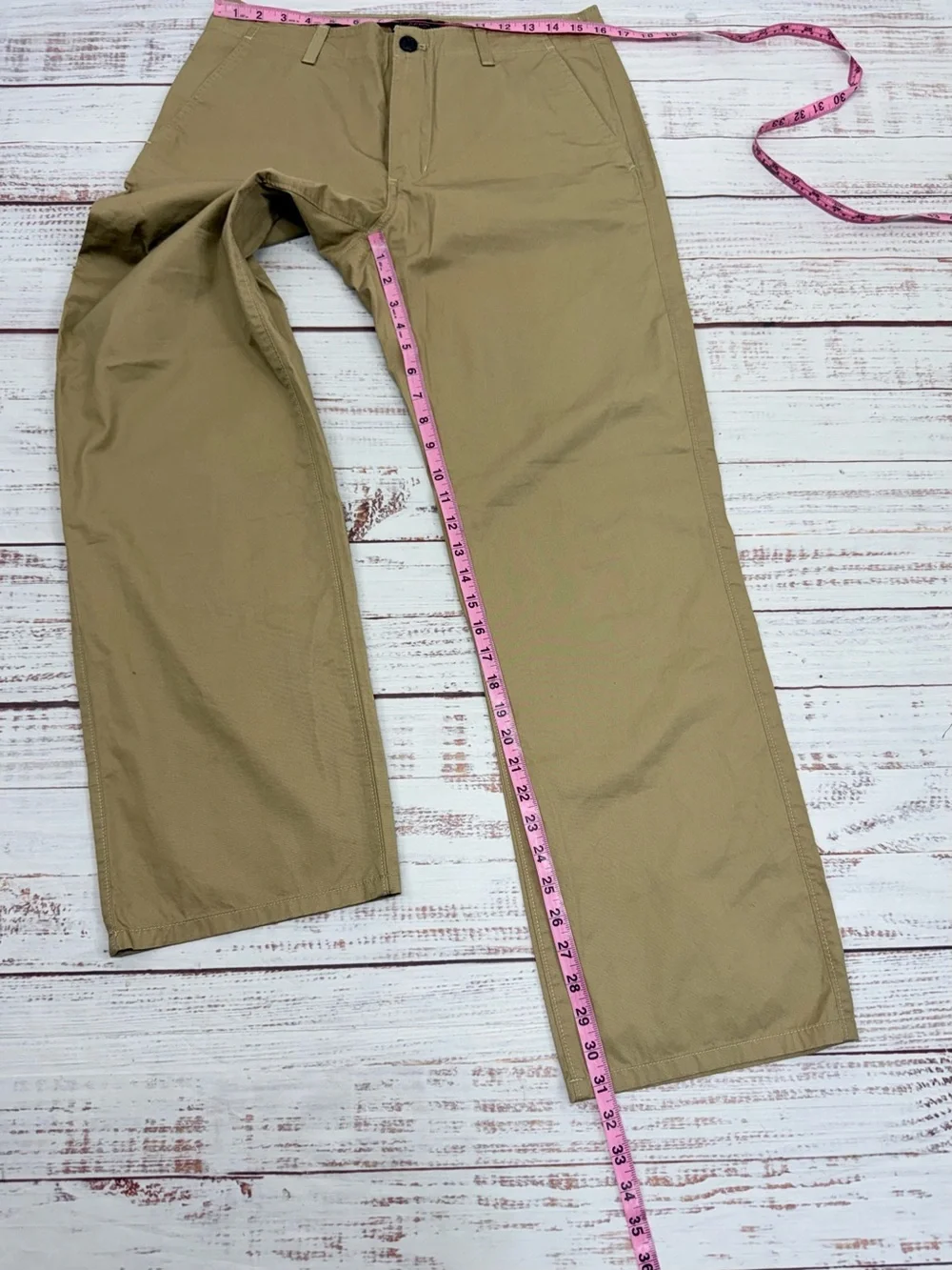 Eddie Bauer Men’s size 32 x 31.5 Khaki Flat Front Chino Pants
